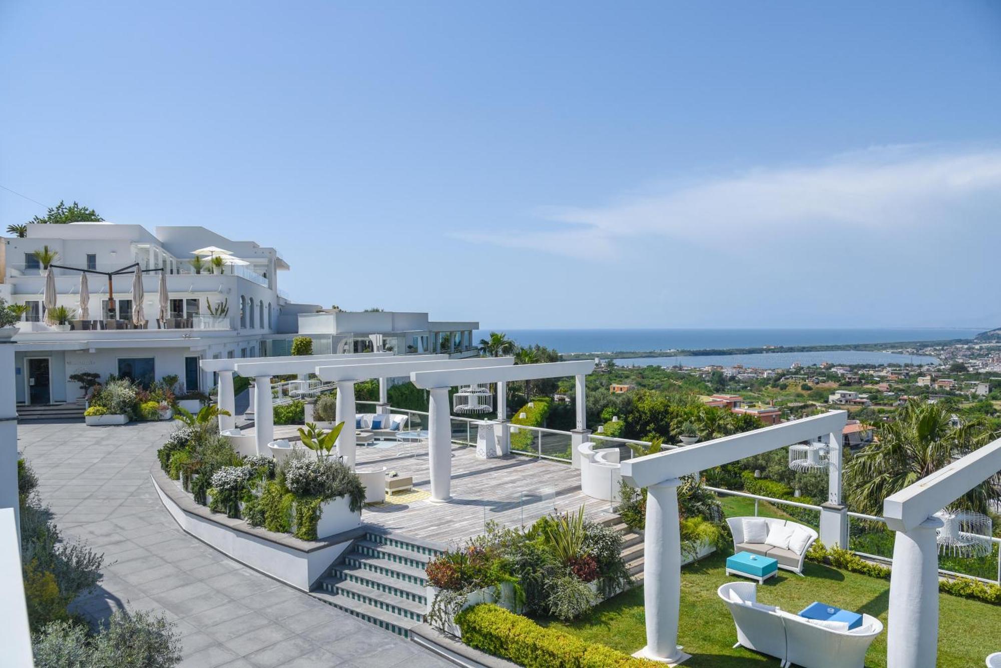 Villa Gervasio Rooms Баколи Экстерьер фото